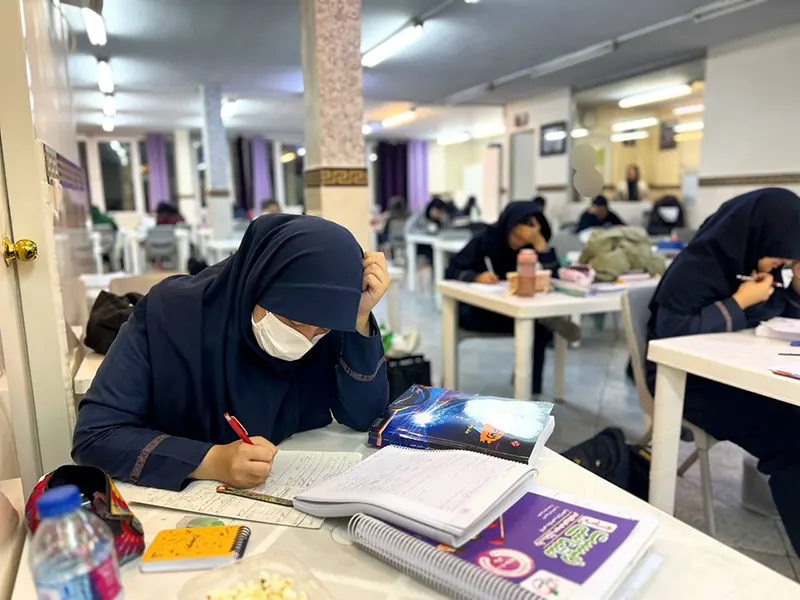 گزارش تصویری از اردوی مطالعاتی عصر آبان ماه و آمادگی برای ششمین نشانه – دبیرستان دوره دوم دخترانه سلام ونک