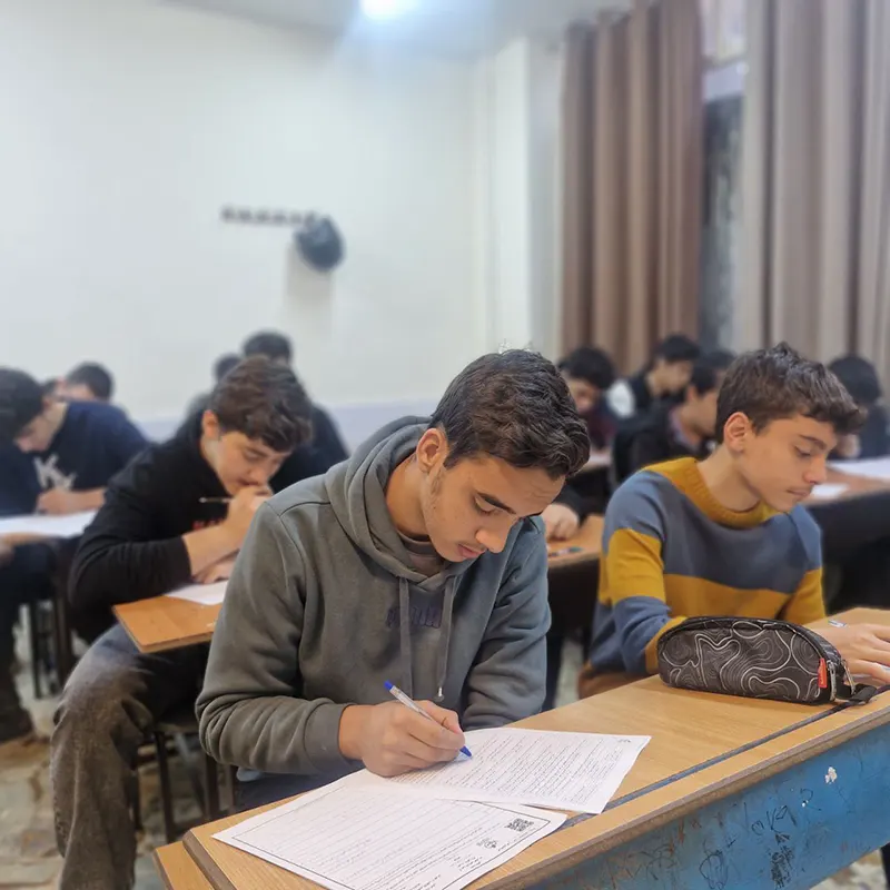 برگزارى آزمون هاى ميان نوبت اول در دبيرستان سلام نجم الثاقب