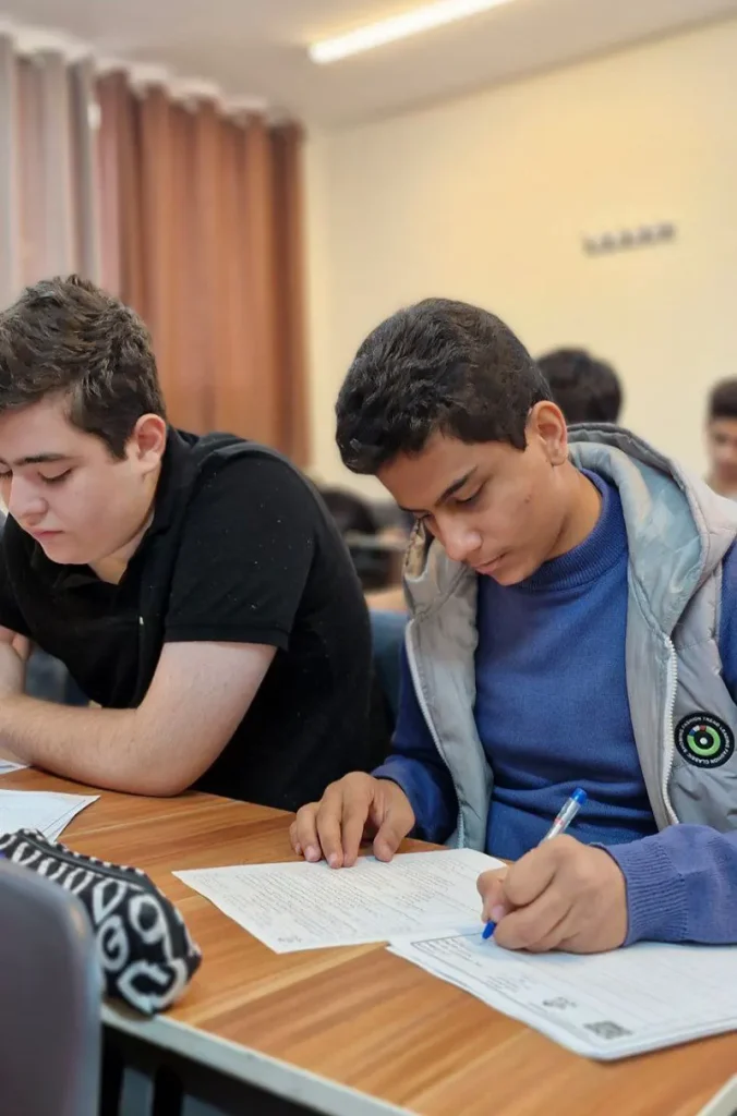 برگزارى آزمون هاى ميان نوبت اول در دبيرستان سلام نجم الثاقب