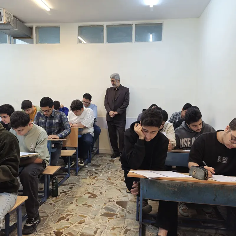 برگزارى آزمون هاى ميان نوبت اول در دبيرستان سلام نجم الثاقب