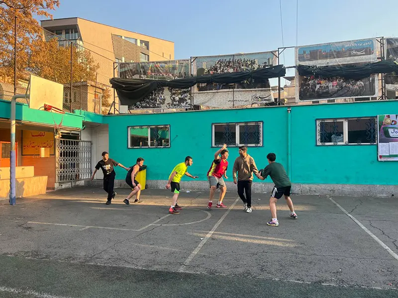 تمرینات حرفه‌ای تیم بسکتبال دبیرستان سلام تجریش