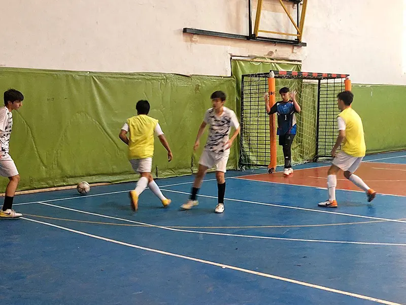 پیروزی تیم فوتبال دبیرستان سلام تجریش در نخستین دیدار رقابت های منطقه ۱ تهران