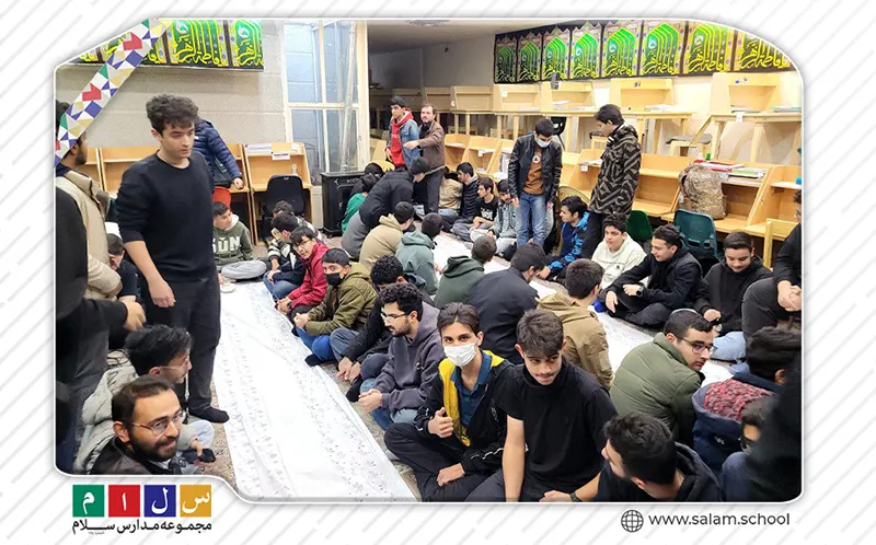 برگزارى مراسم عزادارى حضرت زهرا سلام الله عليها در دبيرستان سلام شهيد زين الدين