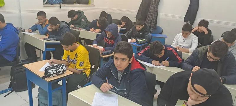 شروع آزمون های تشریحی مدارس برتر چهارشنبه ۱۴ آبان در مدرسه راهنمایی سلام تجریش