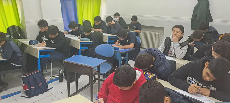 شروع آزمون های تشریحی مدارس برتر چهارشنبه ۱۴ آبان در مدرسه راهنمایی سلام تجریش