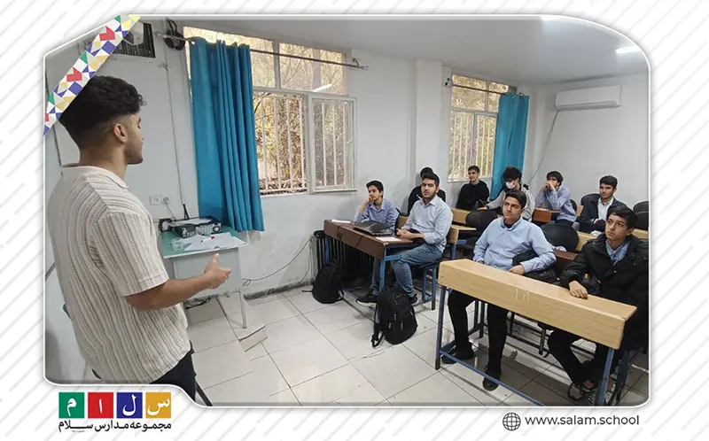 برگزاری کلاس‌های پژوهشی، طراحی‌ سایت و رباتیک در دبیرستان سلام ایران‌ زمین دوره دوم