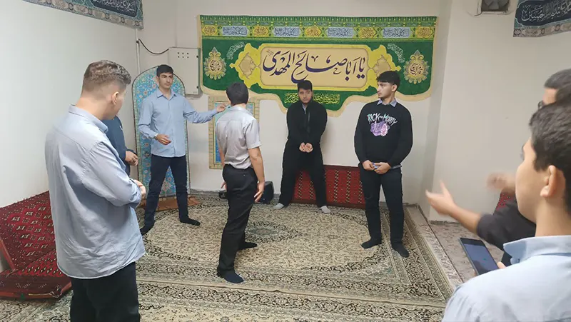 برگزاری کلاس های فرهنگی، تئاتر و فیلم کوتاه در دبیرستان سلام ایران زمین دوره دوم