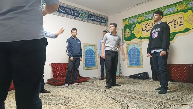 برگزاری کلاس های فرهنگی، تئاتر و فیلم کوتاه در دبیرستان سلام ایران زمین دوره دوم