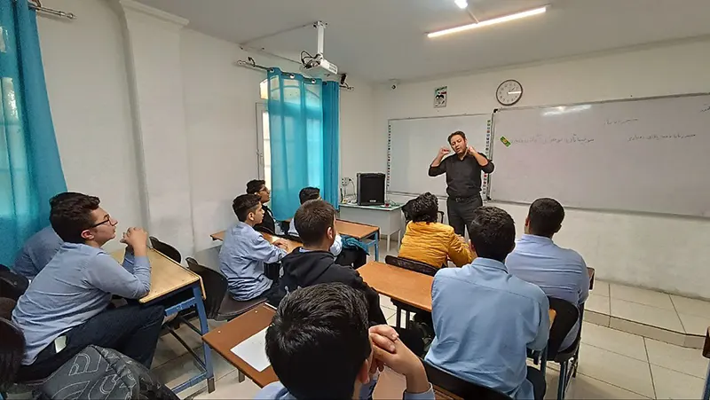 گروه سرود دبیرستان سلام ایران زمین وارد مرحله جدید تمرینات شد