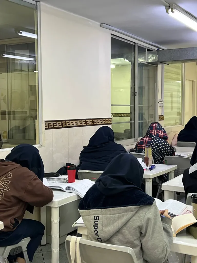 گزارش تصویری از اردو مطالعاتی عصر آذر ماه رشته ریاضی و تجربی در دبیرستان دوره دوم دخترانه سلام ونک