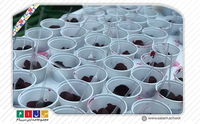 حفظ سنت یلدا به سبک دختران ونک در دبیرستان دخترانه دوره دوم سلام ونک