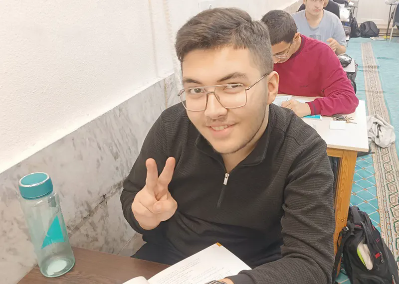 اردو مطالعاتی پایه دوازدهم دبیرستان سلام ایران زمین جمعه ۵ دی ماه