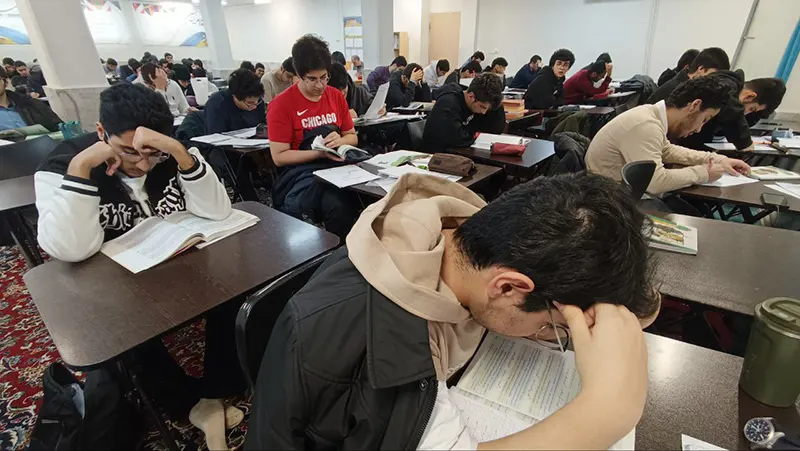 اردو مطالعاتی پایه دوازدهم دبیرستان سلام ایران زمین جمعه ۵ دی ماه