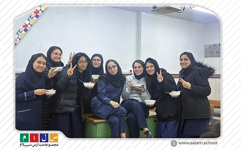 برگزاری اردو مطالعاتی پایه دوازدهم در دبیرستان دوره دوم دخترانه سلام ونک