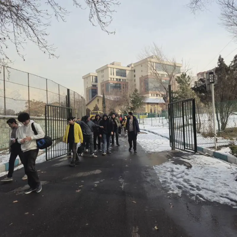 اردوی تفریحی زمستانی برفبازی دبیرستان سلام نجمالثاقب