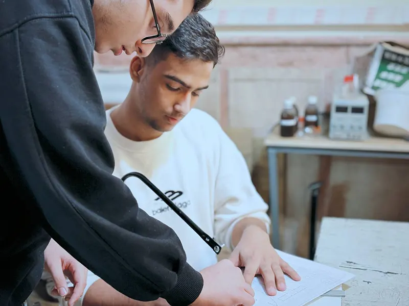 آمادگی و تکمیل کارهای فرهنگی و هنری بچههای صادقیه برای سیزدهمین جشنواره اسوه حسنه و جشنواره فردا