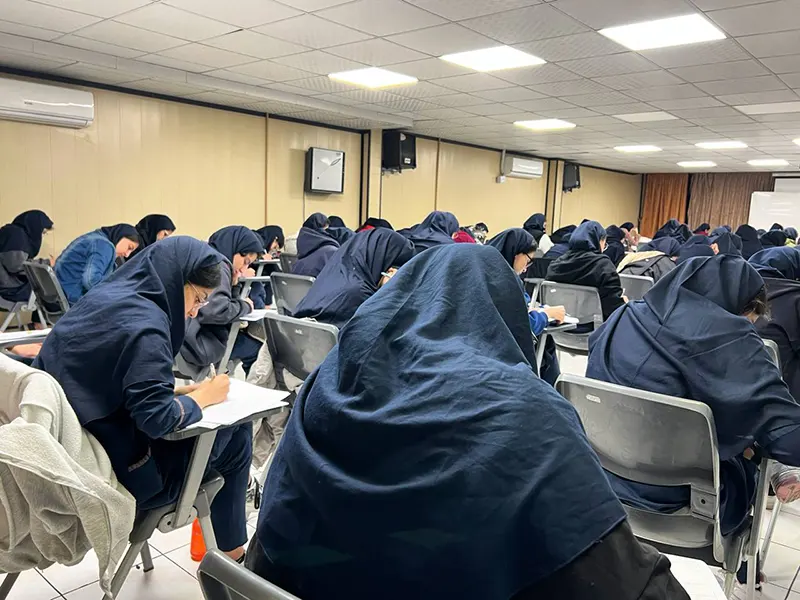 برگزاری نهمین آزمون نشانه مدارس برتر در دبیرستان دوره دوم دخترانه سلام ونک
