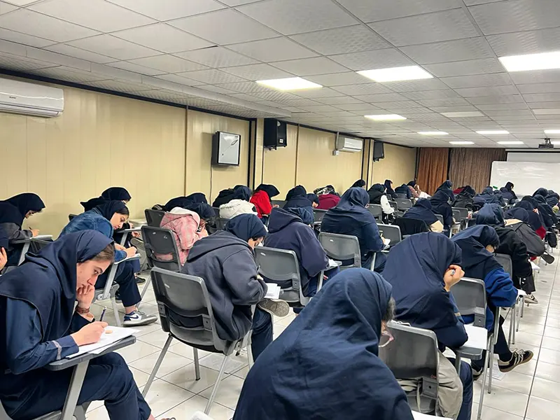 برگزاری نهمین آزمون نشانه مدارس برتر در دبیرستان دوره دوم دخترانه سلام ونک