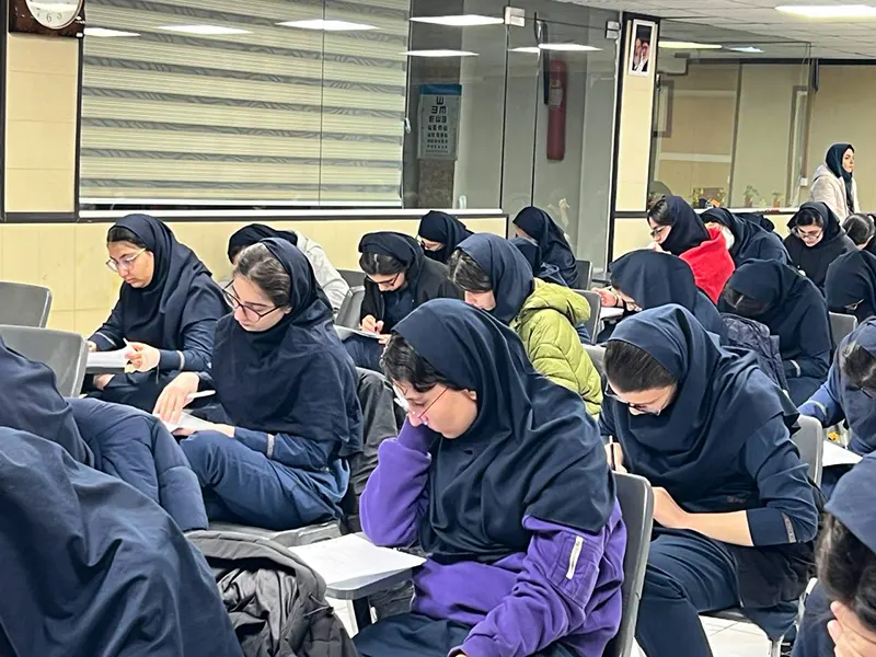برگزاری نهمین آزمون نشانه مدارس برتر در دبیرستان دوره دوم دخترانه سلام ونک
