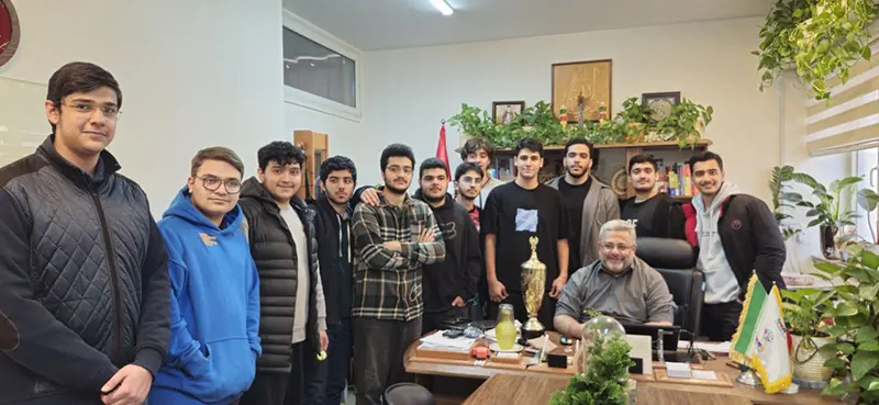 قهرمانی تیم والیبال دبیرستان سلام نجم الثاقب در رقابت های دانش آموزی