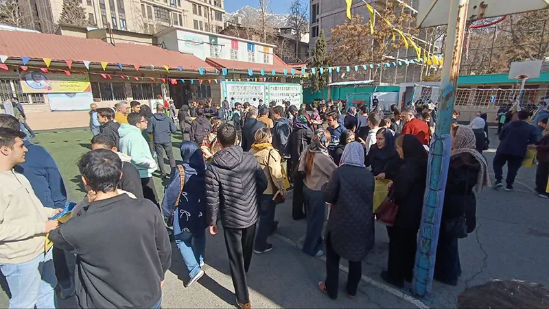 دومین همایش داوطلبان ورود به دوره 25 دبیرستان سلام تجریش و برگزاری آزمون تشریحی ویژه داوطلبان