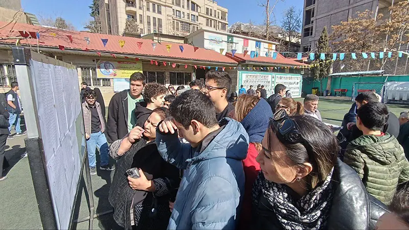 دومین همایش داوطلبان ورود به دوره 25 دبیرستان سلام تجریش و برگزاری آزمون تشریحی ویژه داوطلبان