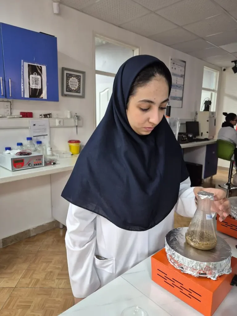 پروژه نوآورانه زیست پزشکی در دبیرستان دخترانه دوره دوم سلام ونک؛ گامی به سوی درمان سوختگی درجه 2