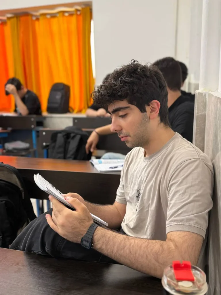 برگزاری اردوی مطالعاتی پایه دوازدهم در دبیرستان دوره دوم سلام یوسفآباد