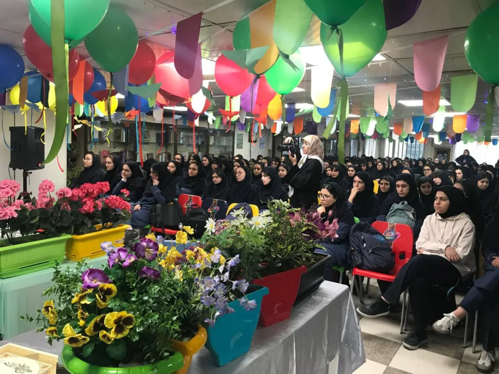 جشن سلام و سپاس دبیرستان دخترانه سلام ونک