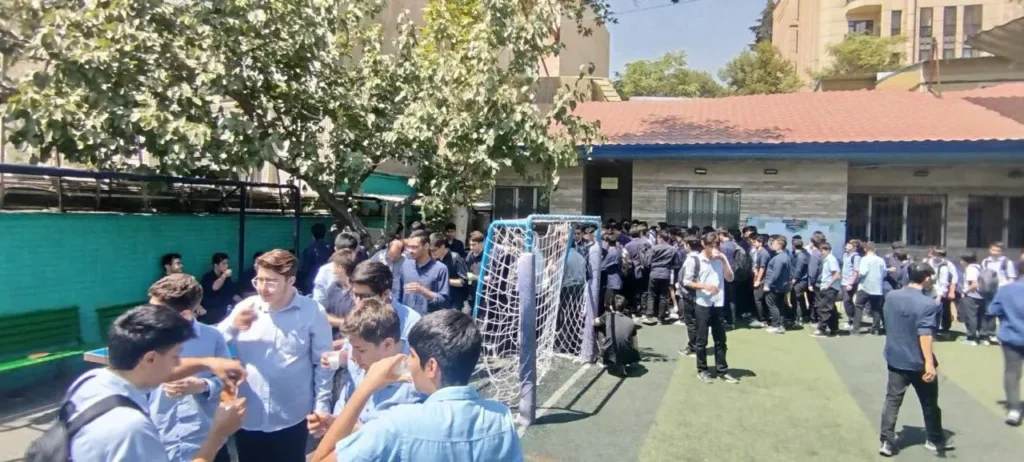 پذیرایی متفاوت در آخرین روز پایگاه تابستانی سلام تجریش