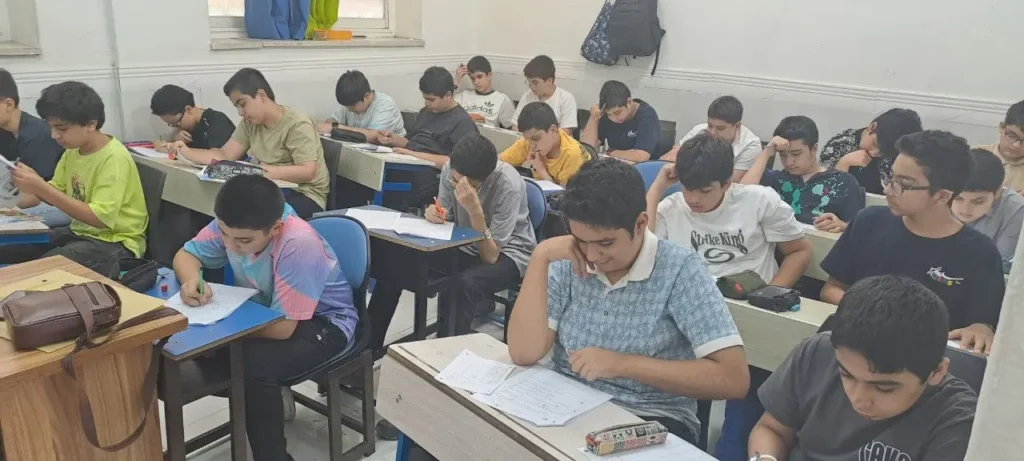 برگزاری آزمون پایانی پایگاه تابستانی مدرسه راهنمایی سلام تجریش