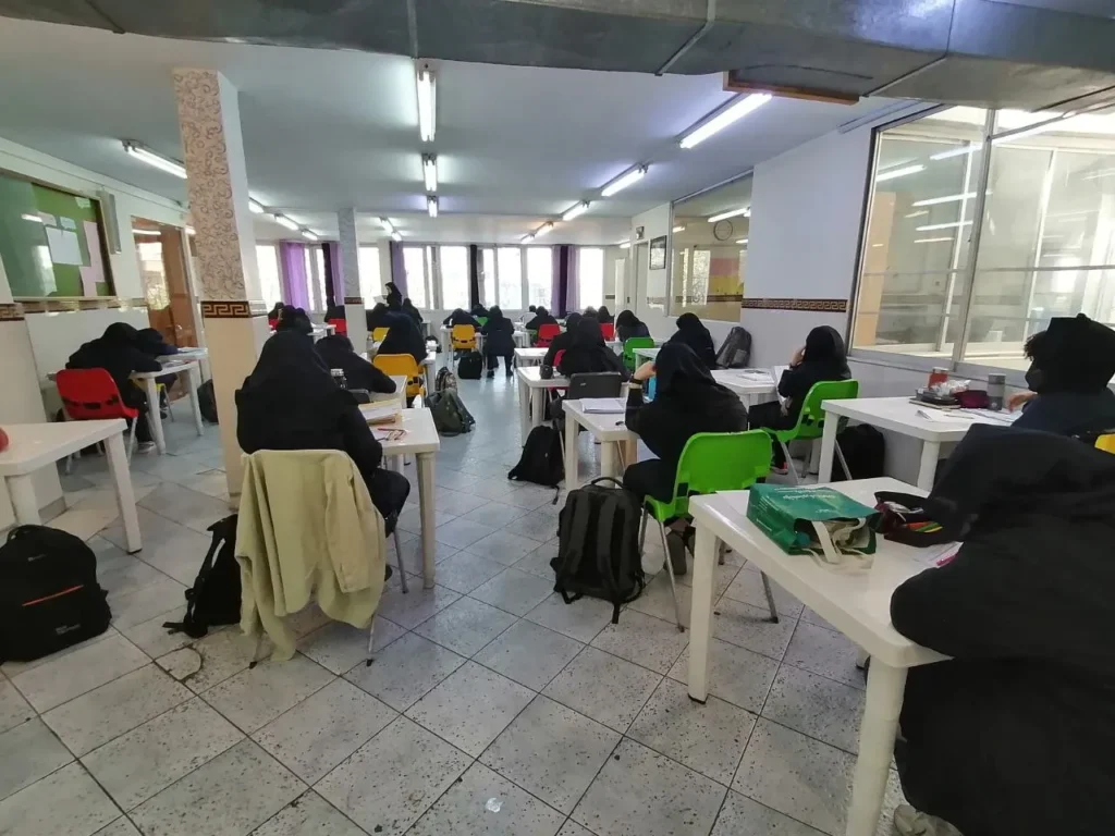 گزارش تصویری اردوی مطالعاتی کنکور ۱۴۰۶ در دبیرستان دخترانه سلام ونک