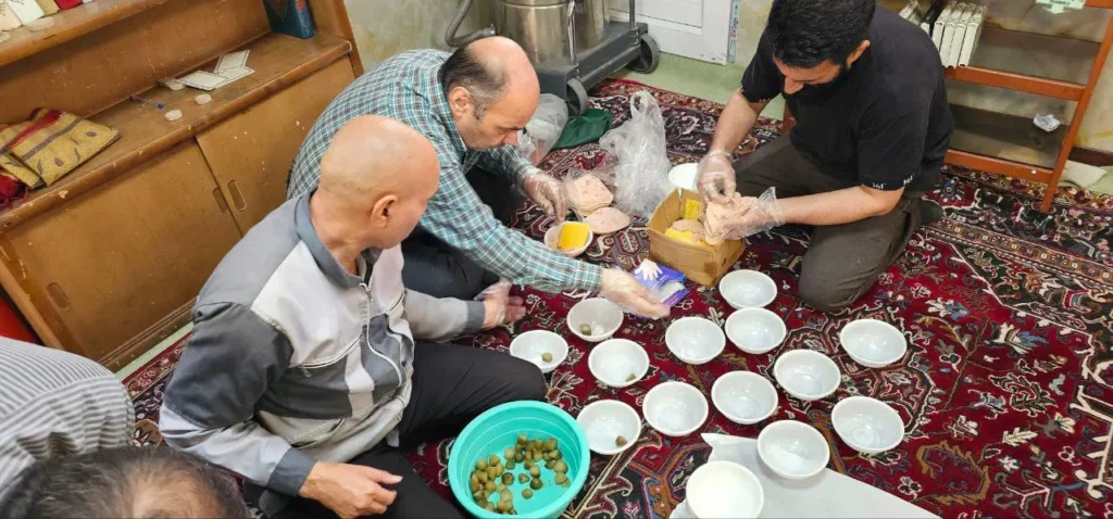 برگزاری مراسم هفتگی زیارت عاشورا در دبیرستان سلام تجریش