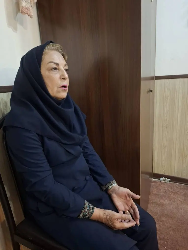 برگزاری مراسم زیارت عاشورا و سفره احسان در دبیرستان سلام رسالت