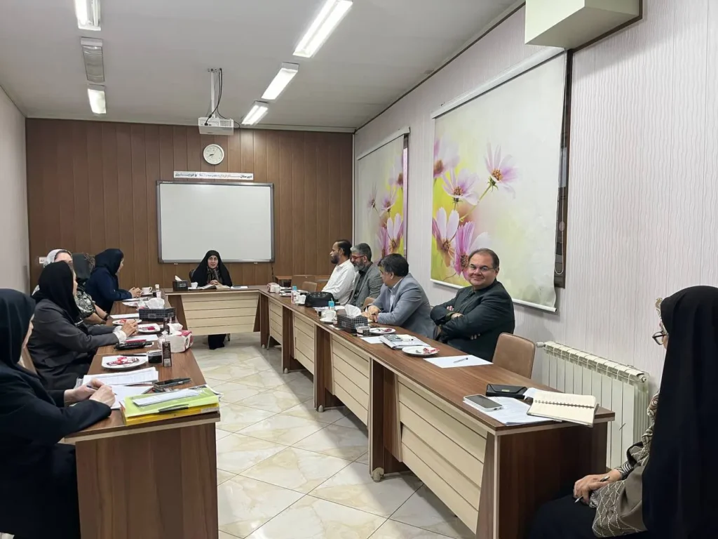 همدلی خانه و مدرسه؛ برگزاری اولین جلسه انجمن اولیا و مربیان سلام فرمانیه