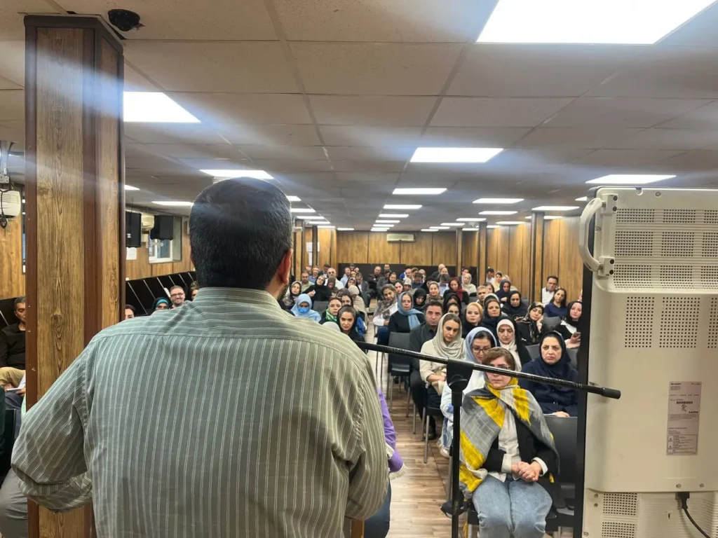 جلسه اولیای محترم پایه یازدهم دبیرستان سلام تجریش؛ دوره ۲۴