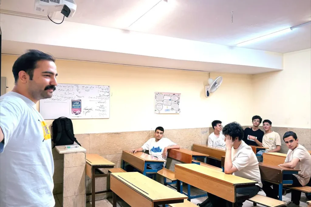 تجربه، مهارت، پیشرفت؛ ادامه کلاس‌های دیپلم دوم در دبیرستان سلام صادقیه