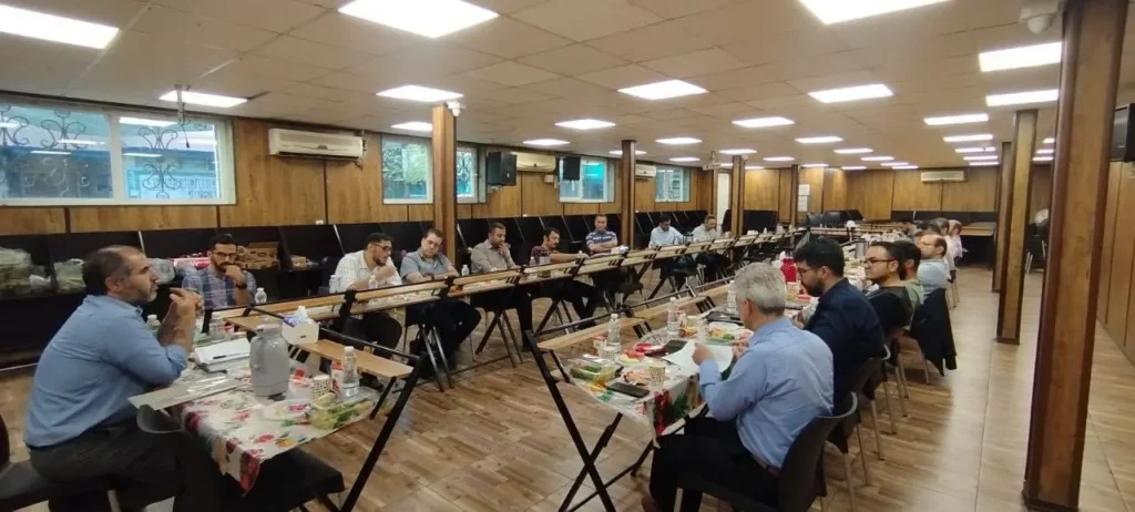 برگزاری جلسه دبیران پایه‌های دهم و یازدهم در دبیرستان سلام تجریش